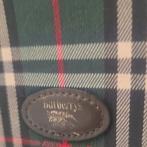 Burberry Green and Red Plaid Wallet Card Holder Great Condition Authentic - Picture 10 of 10